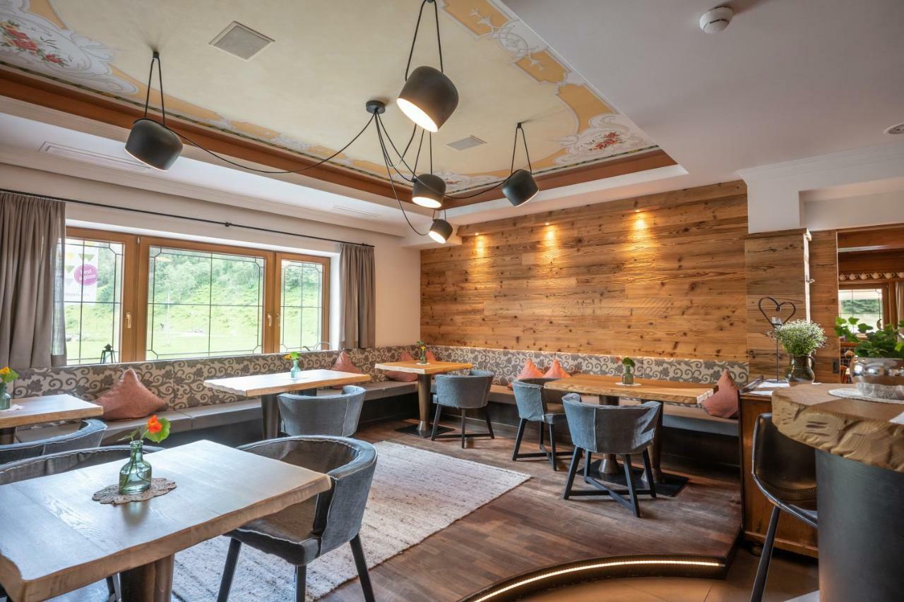 Natur- & Wanderhotel Tuxertal Bagian luar foto