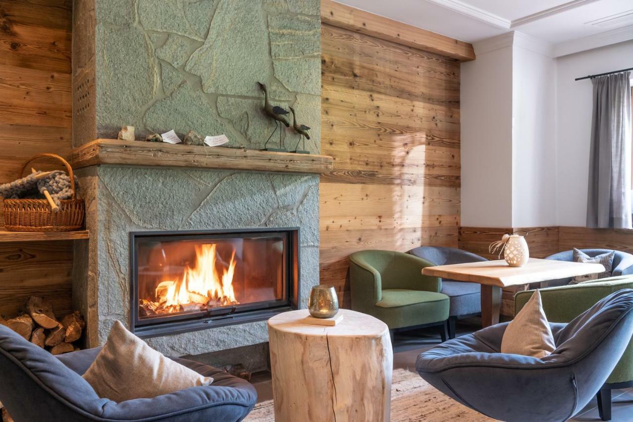 Natur- & Wanderhotel Tuxertal Bagian luar foto